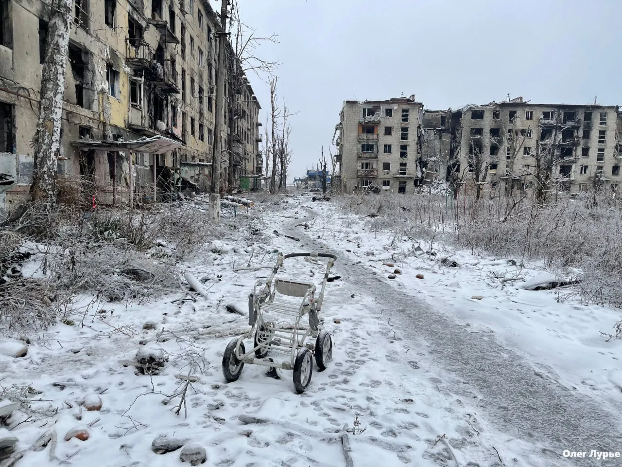 Зруйновані багатоповерхівки в Бахмуті/Фото: ресурс окупантів
